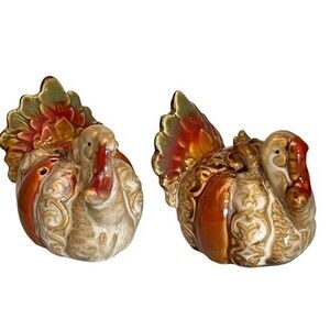 Turkey Salt & Pepper Shakers Thanksgiving Christmas